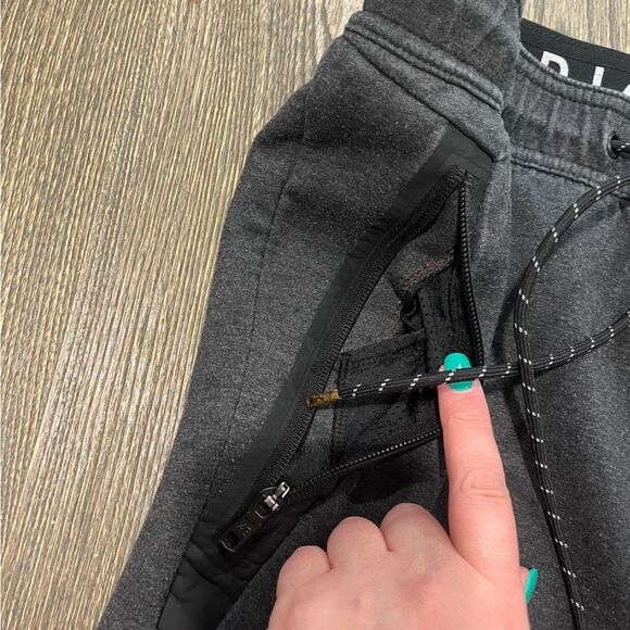 American Eagle Jogger Pants Mid Rise Elastic Waist Zipper Pockets Gray Size M - Picture 5 of 10